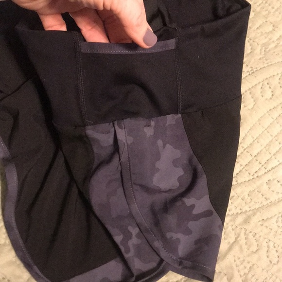 ZYIA 5-Star Camo Shorts - Picture 10 of 11